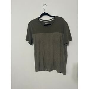 Express Mens Tshirt *L*